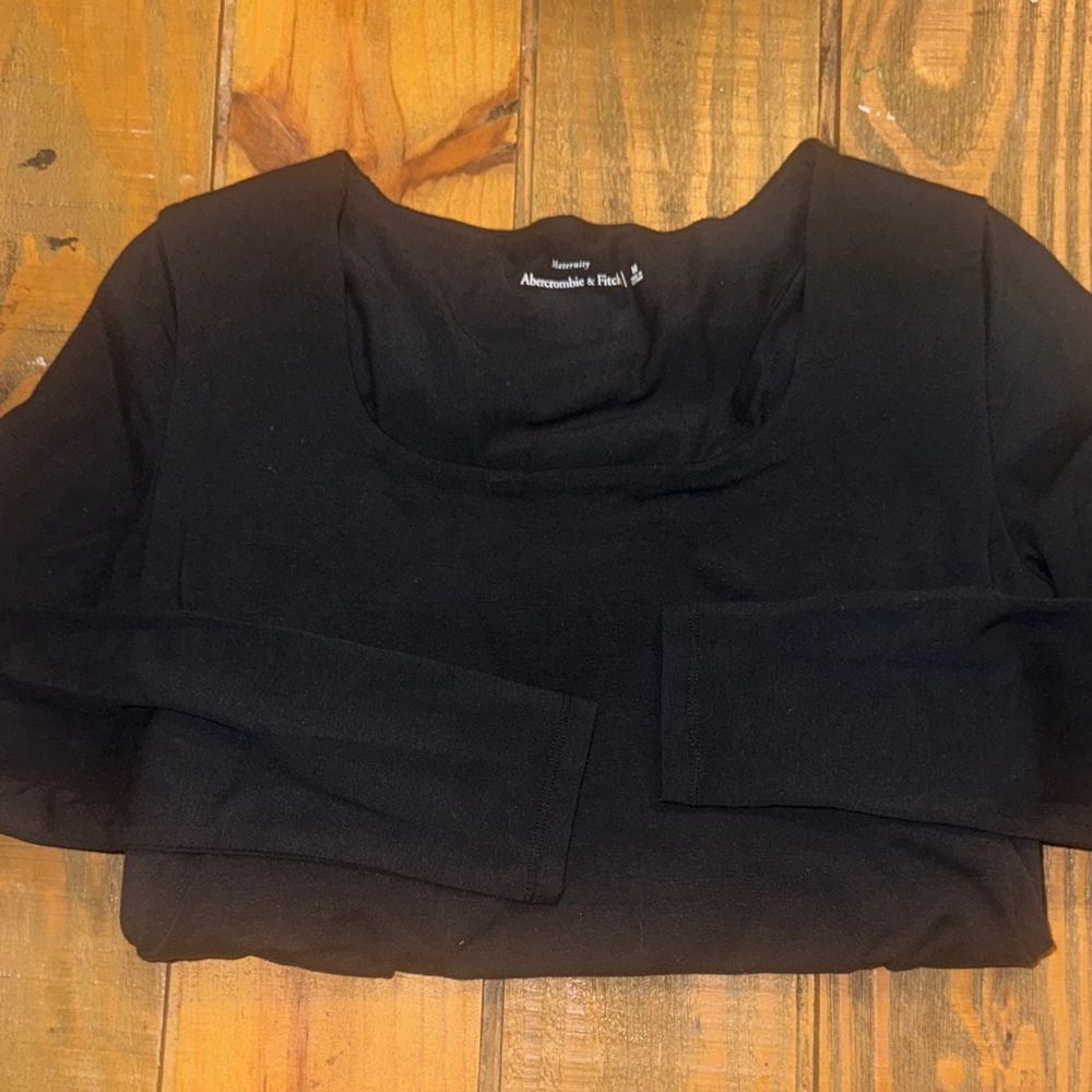 Abercrombie & Fitch Women's MATERNITY Elegant Black Long Sleeve Top size M